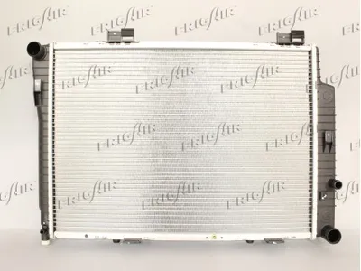 Radiator, engine cooling Mercedes-Benz C-CLASS · Mercedes-Benz C-CLASS T-Model