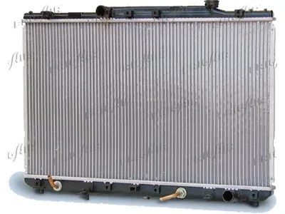 Radiator, engine cooling Toyota CAMRY · Toyota CAMRY Estate