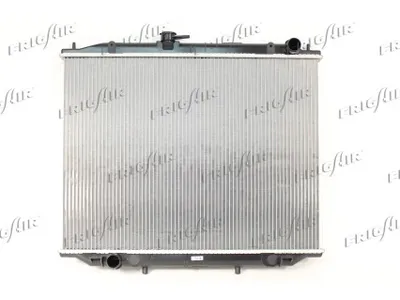 Radiator, engine cooling Nissan TERRANO II · Ford MAVERICK · Nissan TERRANO II Van