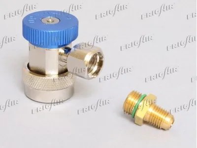Adapter, refrigerant bottle