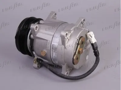 Compressor, air conditioning Peugeot 406 · Peugeot 406 Break