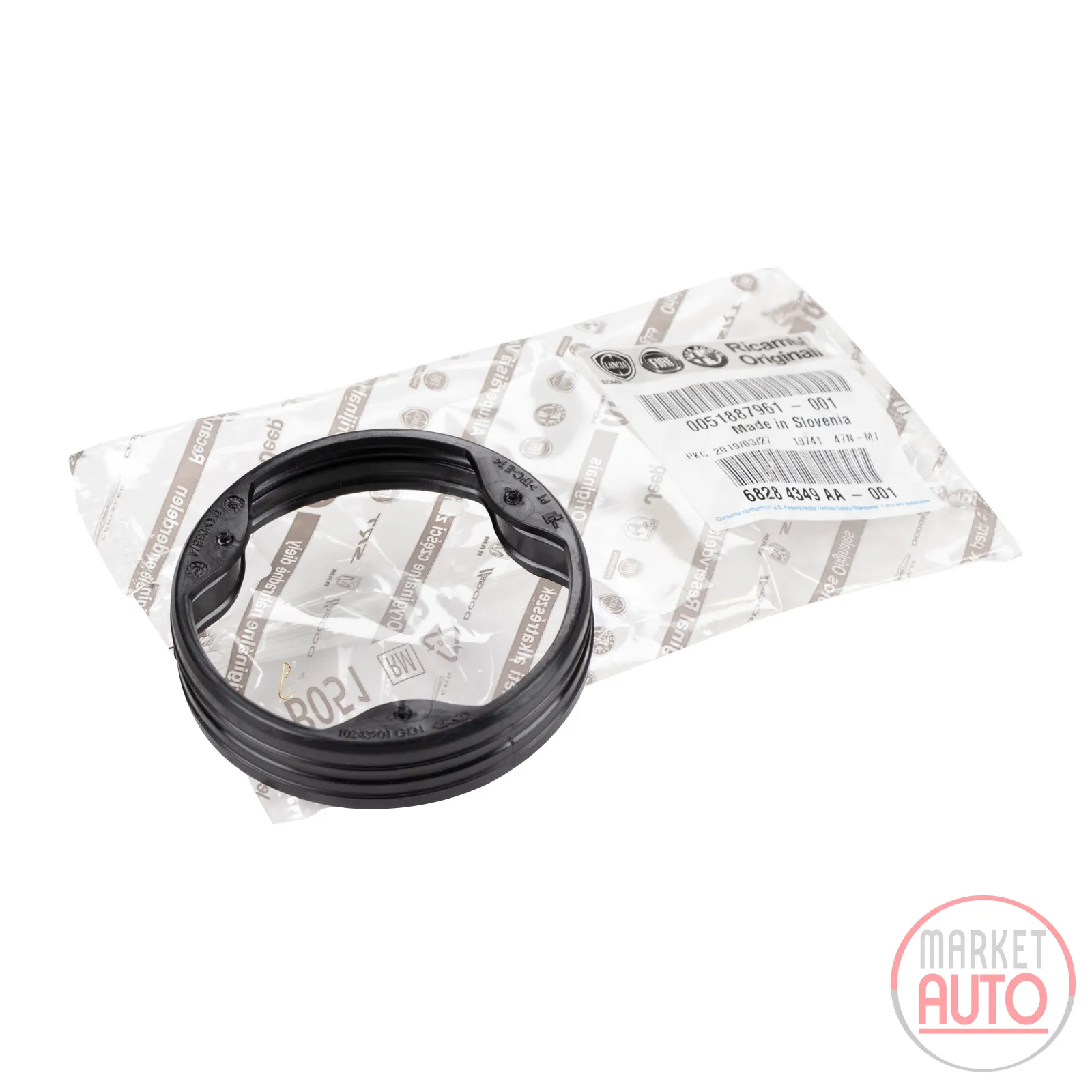 Adjustment device plastic ring on tripod housing