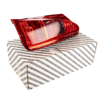 Tail light right