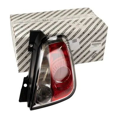 Right tail light black border