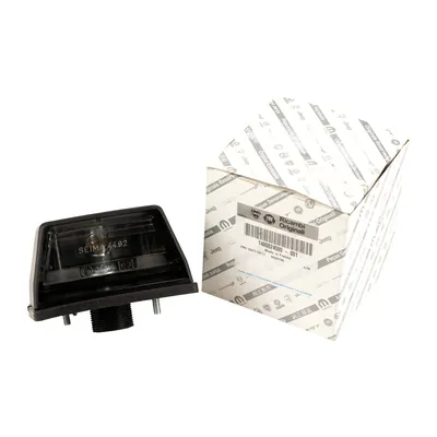 License plate light left