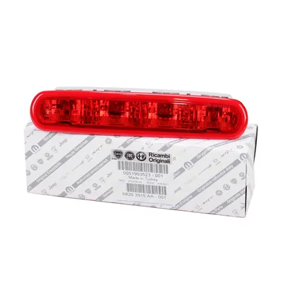 Brake light center with tailgate