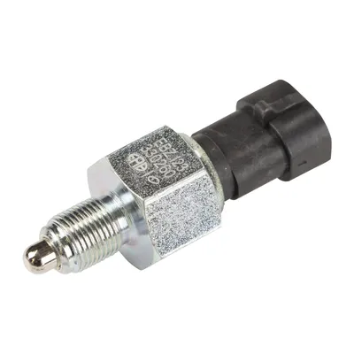 Reversing light switch