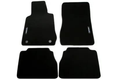 Floor mats with logo : Mercedes Benz