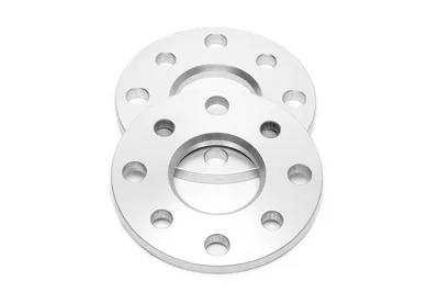 Wheel spacer set