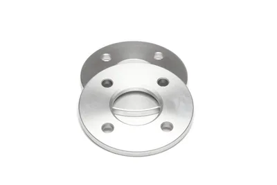 Wheel spacer set