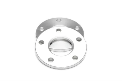 Wheel spacer set