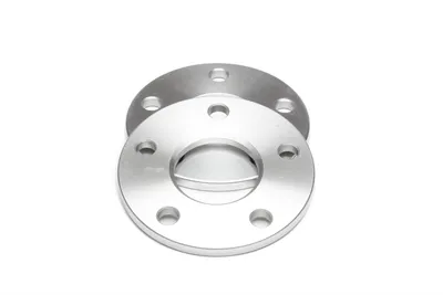 Wheel spacer set
