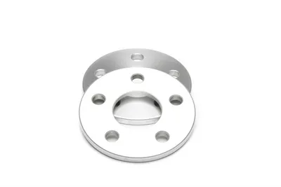Wheel spacer set