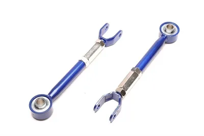 Wishbone rear axle adjustable for camber adjustment. Nissan
