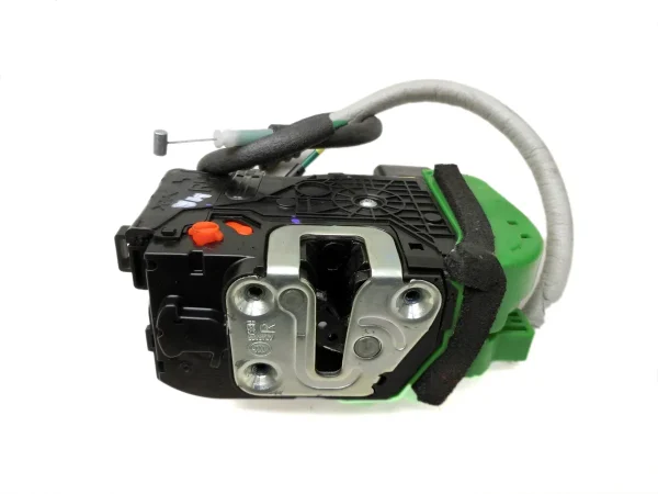 SERRURE DE LA PORTE AVANT, EZC-HY-679 /81410-3Z000